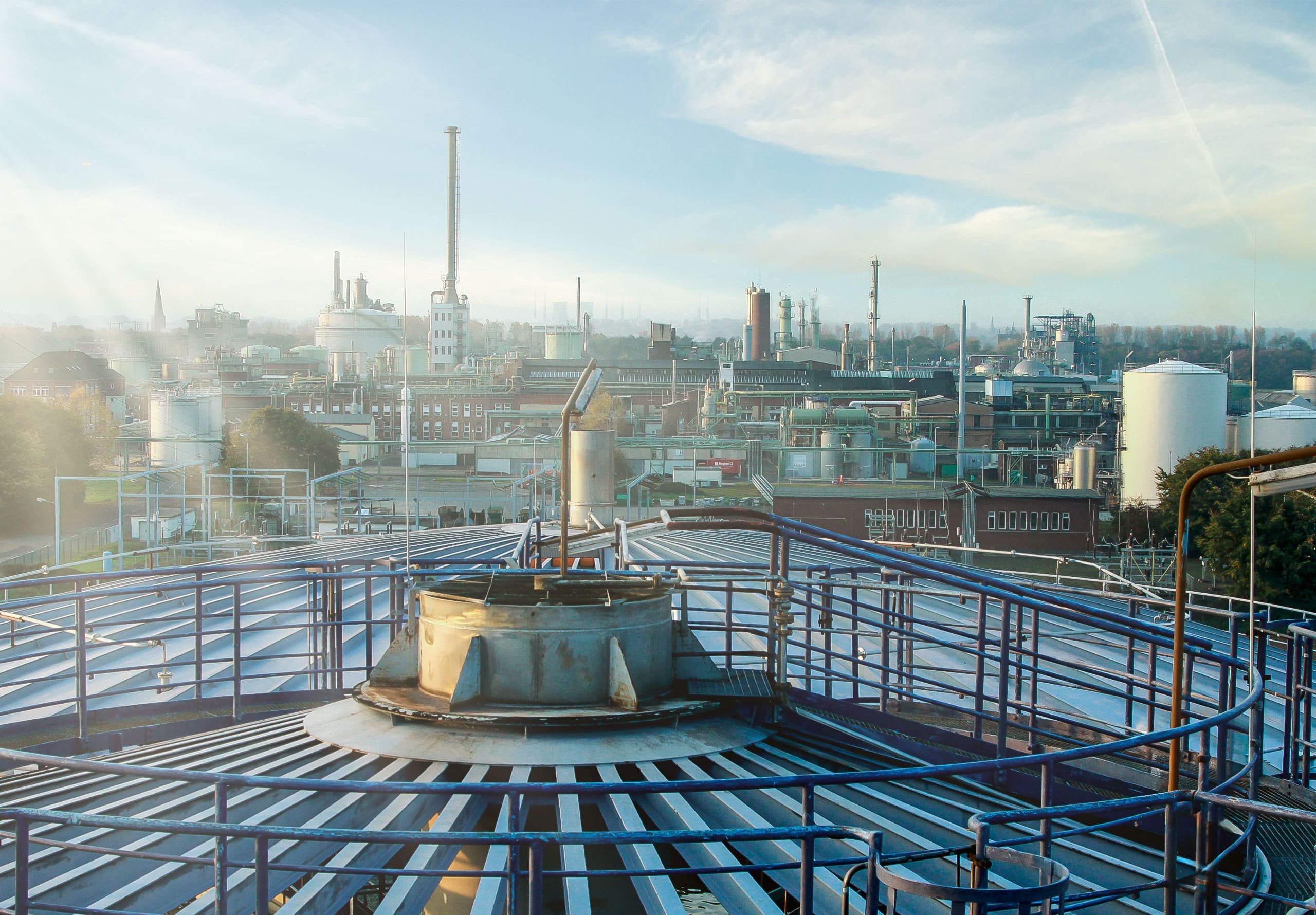 Chemiepark Lülsdorf mit weitreichender Infrastruktur: Ambience