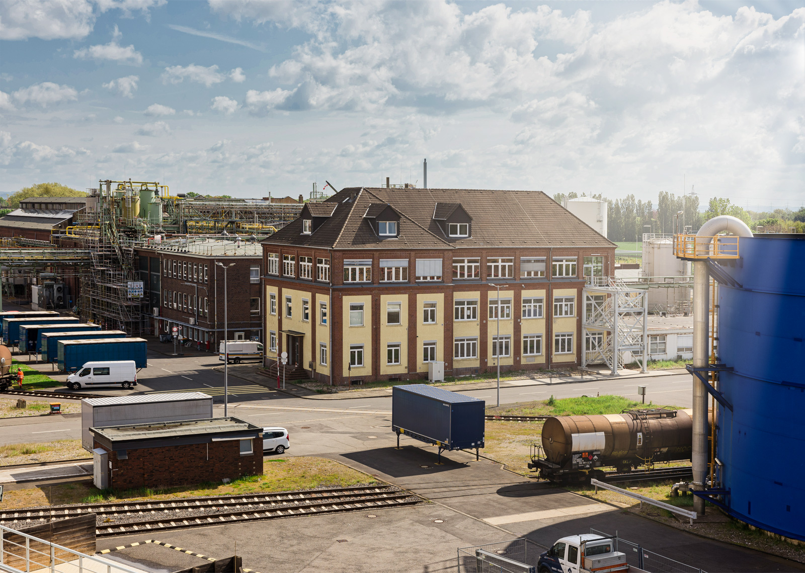 Chemiepark Lülsdorf mit weitreichender Infrastruktur: Ambience